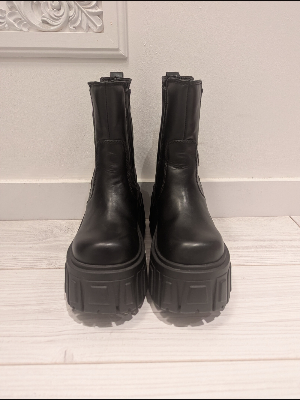Dolls Kill Black Chunky Platform Chelsea Ankle Boots - Picture 6 of 7